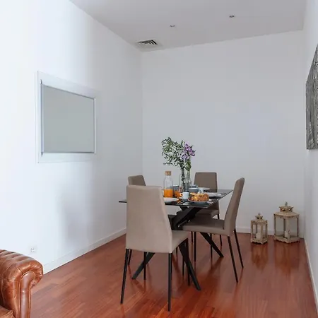 Apartament Deza Ripetta Serendipity, Rebirth And *