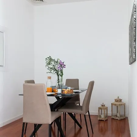 Apartament Deza Ripetta Serendipity, Rebirth And Rzym