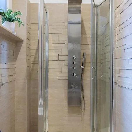 Deza Ripetta Serendipity, Rebirth And * Rzym