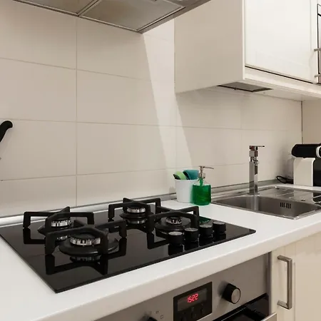 Deza Ripetta Serendipity, Rebirth And Rzym