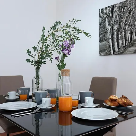 Deza Ripetta Serendipity, Rebirth And Apartament *