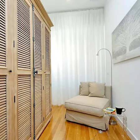 Deza Ripetta Serendipity, Rebirth And Apartament Rzym