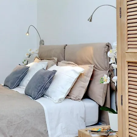 Deza Ripetta Serendipity, Rebirth And Apartament