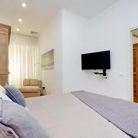 Deza Ripetta Serendipity, Rebirth And * Rzym