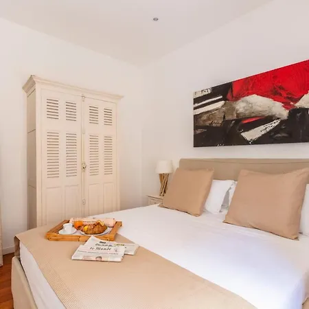 Deza Ripetta Serendipity, Rebirth And Apartament Rzym